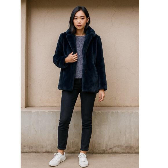 Banana Republic Faux Fur Coat Navy Blue Size XS Statement Chic Teddy Lux Jacket - Picture 1 of 12